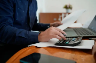 Insolvencia y otros servicios